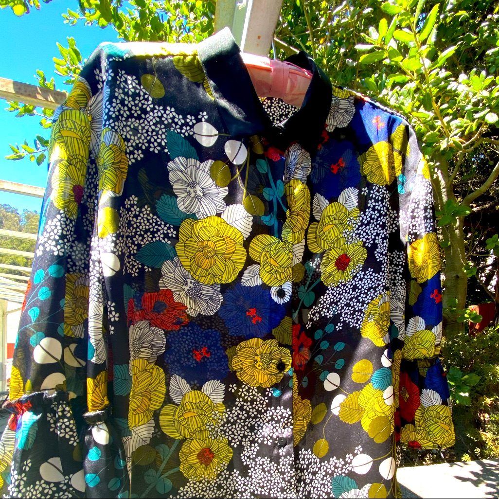 Floral Print Blouse, Size Sm.